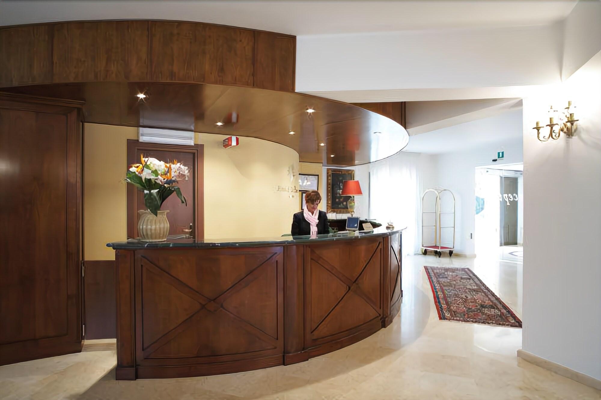 Hotel Delle Palme Falcone Exterior photo