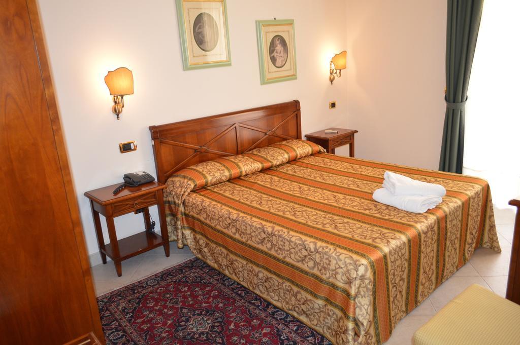 Hotel Delle Palme Falcone Room photo